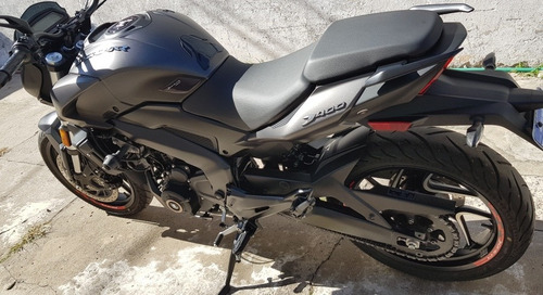 Bajaj Dominar