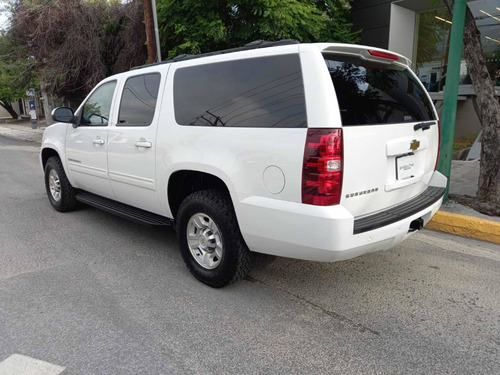 Imagen 5 de 15 de Chevrolet Suburban 6.0l Ra-17 4x4