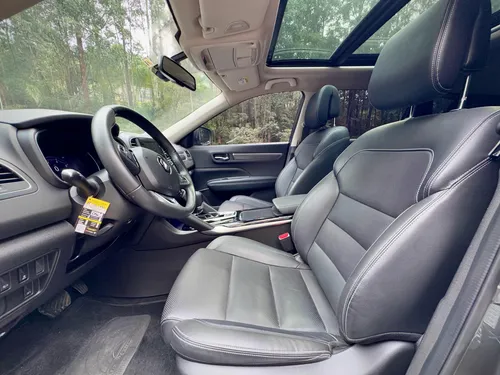 Renault Koleos 2.5 Intens 4X4 Bose
