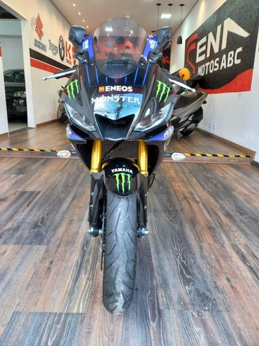 Imagem 5 de 15 de Yamaha Yzf R3 Monster