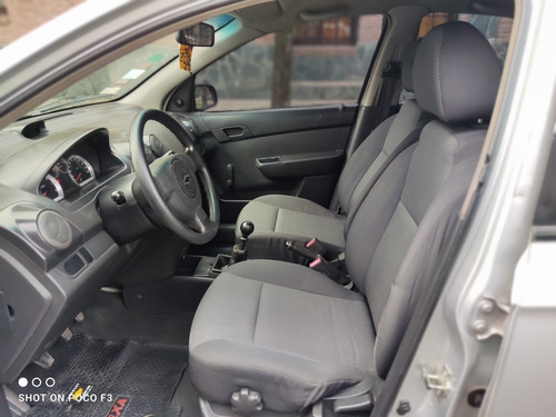 Imagen 10 de 15 de Chevrolet Aveo Aveo Ls 1.6 Aire, Dir. Exelente Estado!!!