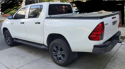 Toyota Hilux 2.7 Cabina Doble Sr Mt