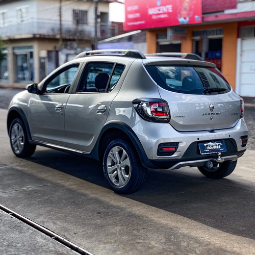 Imagem 4 de 15 de Renault Sandero Stepway 1.6 Prata 2017