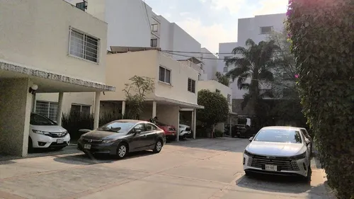 Casa En Condominio En Venta En Av. Coyoacán, Col.  Acacias