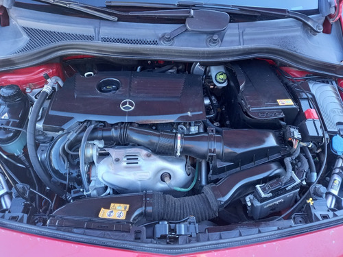 Mercedes Benz B180 Exclusive 2013