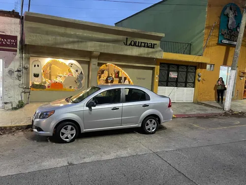 Hermoso Aveo 2013 5 Puertas Aire Acondicionado 4 Cilindros