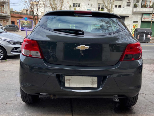 Imagen 5 de 21 de Chevrolet Onix 2019 1.4 Joy Ls