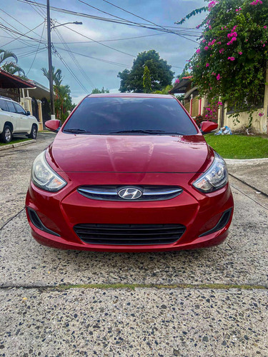 Imagen 2 de 7 de Hyundai Accent 2019