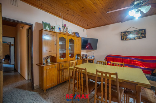 Imagen 3 de 30 de Venta Casa 5 Ambientes Villa Elena