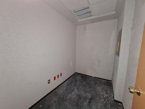 Local U Oficina En Renta Sobre Av. Itzaes | Mérida
