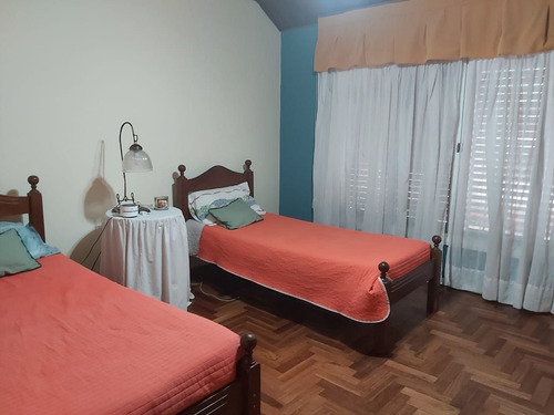 Chalet + Loft Ideal 2 Familias/ Opcional Lote Lindero 300mts2 Para Venta