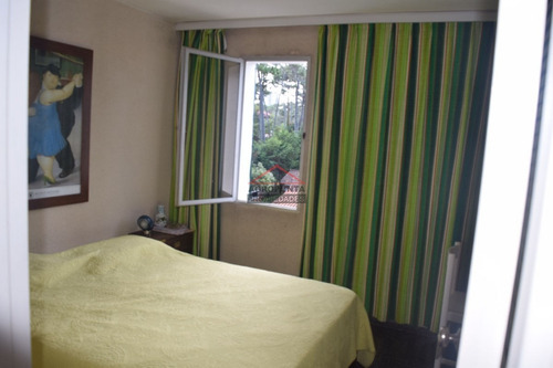 Apartamento En Mansa, 1 Dormitorios *- Ref: 2877