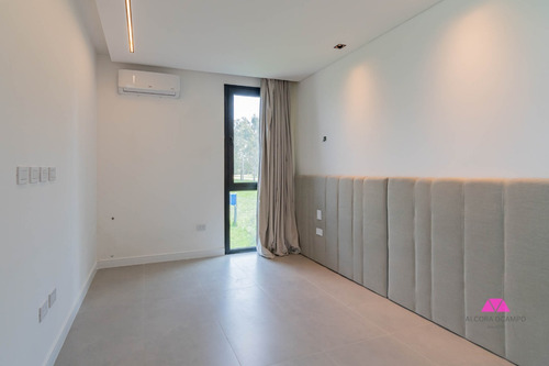 Casa En Alquiler En Barrio Privado Campos De Roca Ii/tres Dromitorios