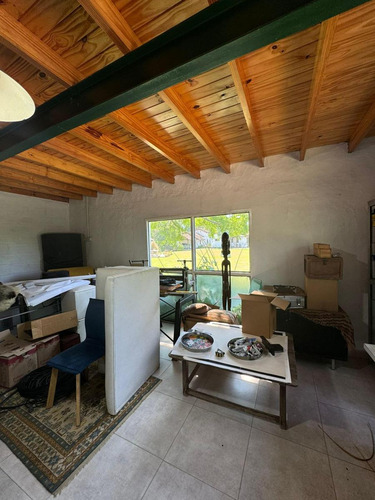 Casa En Venta - 8 Dormitorios 4 Baños - La Lonja