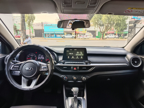 Kia Forte 2.0 LX 4 p At