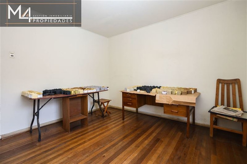 Imagen 13 de 23 de Casa Para Remodelar En Venta De 6 Dorm. En La Reina