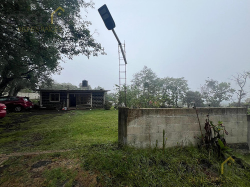 Terreno En Venta Con Casa En El Centro De Mpio. De Rafael Lucio, Ver.