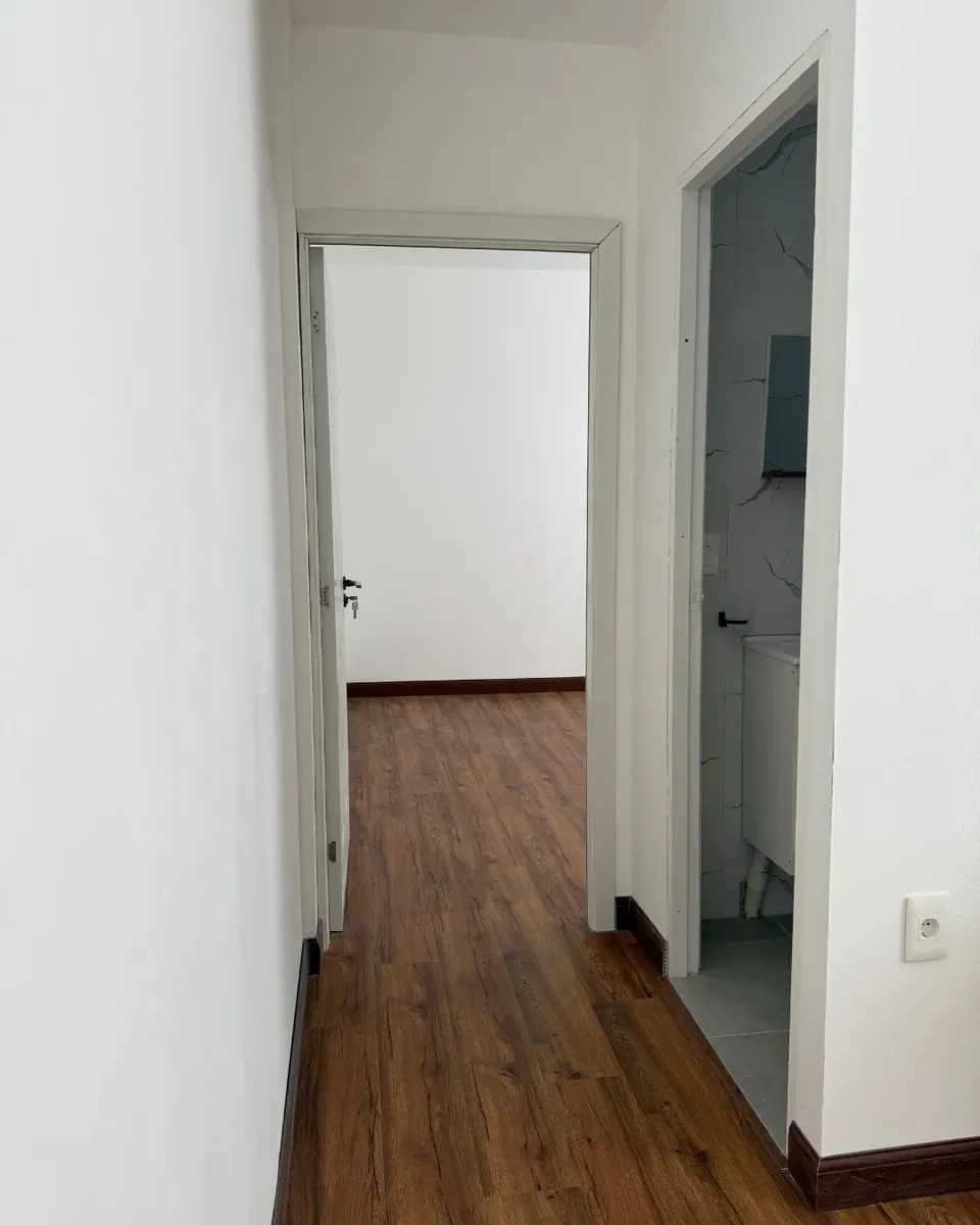 Apartamento De 1 Dormitorio En Alquiler En Ciudad Vieja  Misiones Y Sarandí · Foto 3