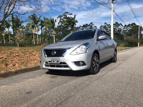 Nissan Versa 2016 1.6 16v Sl Unique 4p
