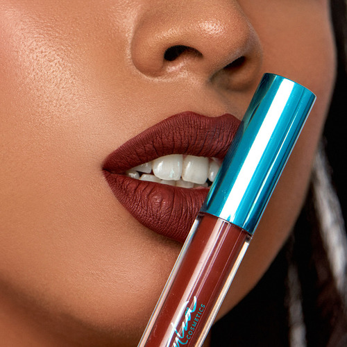 Labial Matte Dark Macchiato Larga Duración Arantza