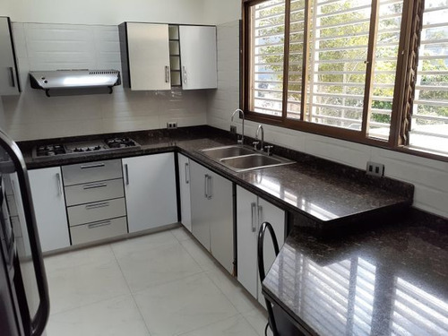 Imagen 4 de 14 de En Venta Casa En Lomas De La Trinidad M:ls# 20-18992 R A H