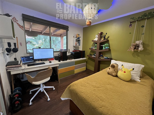 Casa En Venta De 3 Dorm. En Colina