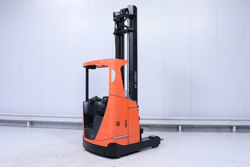 Imagen 2 de 9 de Apilador Bt Toyota 1.6tn 9.50mts Garantia