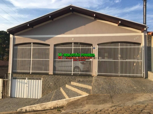 Imagem 9 de 13 de Casa Com 03 Dormitórios Sendo 02 Suítes E Uma Edícula Em Paraisópolis-mg - 1740