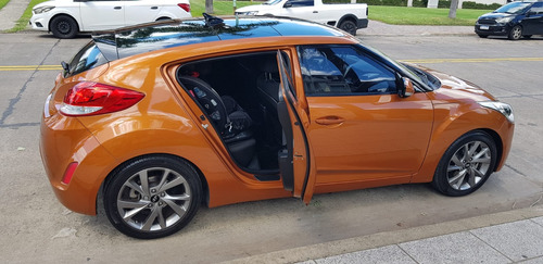 Hyundai Veloster 1.6 6at 130cv