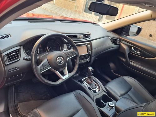 Nissan X-trail 2.5 Exclusive