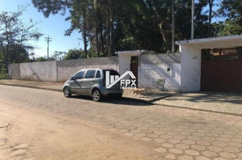 Chácara Mobilada Com Lago Em Itanhaém - Ch045