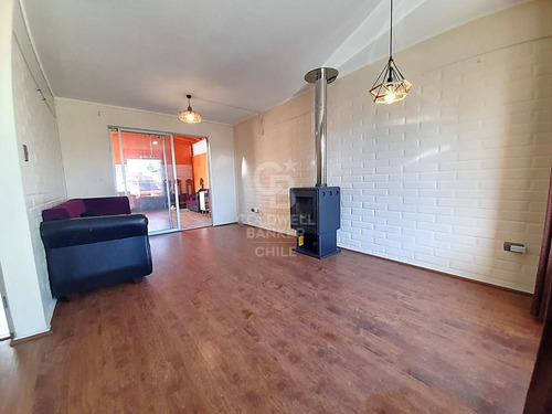 Espaciosa En Barrio Residencial Y Seguro