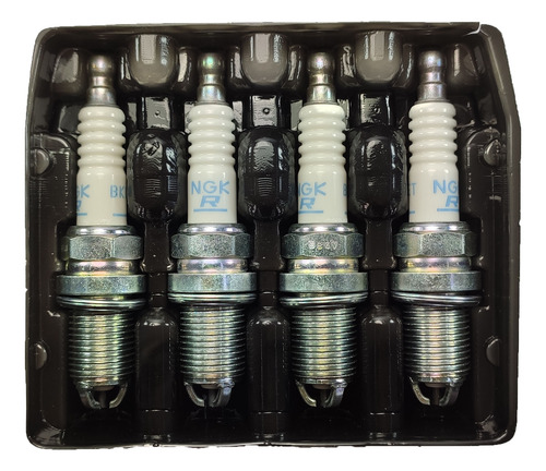 Bujía Ngk 3 Electrodos Orig Bkur6et-10 Chevrolet Aveo 1.6