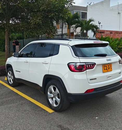Jeep Compass 2.4 4X2 Longitude At