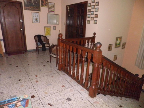 Imagen 8 de 14 de Leida Falcon Rentahouse Vende Casa En Trigal Centro Valencia 22-3967lf
