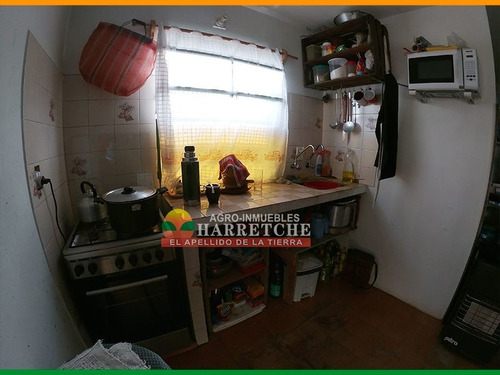 Venta De Casa Con Apartamento En Progreso, Canelones