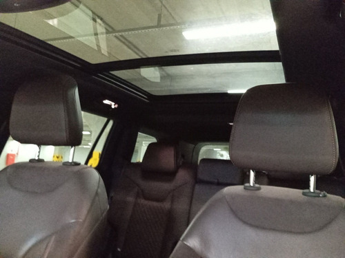 Jeep Commander 1.3 T270 TURBO FLEX OVERLAND AT6