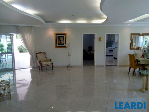 Imagem 10 de 15 de Casa Em Condomínio - Condomínio Arujá 5 - Sp - 533082