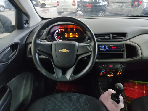 Imagem 8 de 11 de Chevrolet Onix 2018 1.0 Joy 5p