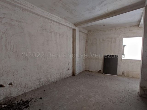 Imagen 8 de 30 de Townhouse En Venta Con Financiamiento, Barrio Sucre. Las Delicias Maracay 23-7799 Hc