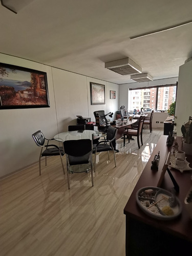 Edificio Panorámico - Cercano A Metro Los Leones