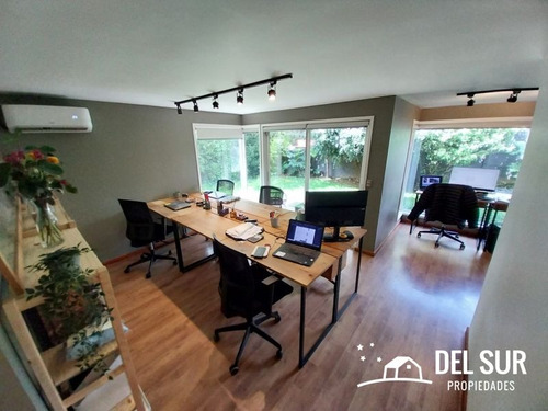 Casa Con Excelente Mantención Y Excelente Ubicación