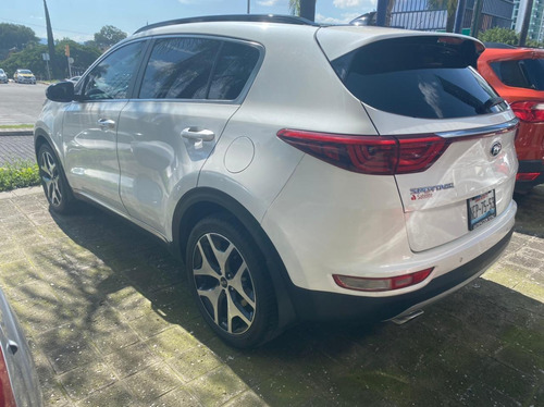 Imagen 4 de 8 de Kia Sportage 2017 2.4 Sxl At
