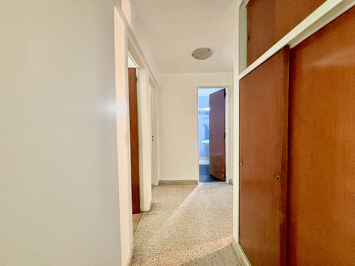 Venta Departamento 4 Ambientes / Frente Chacarita