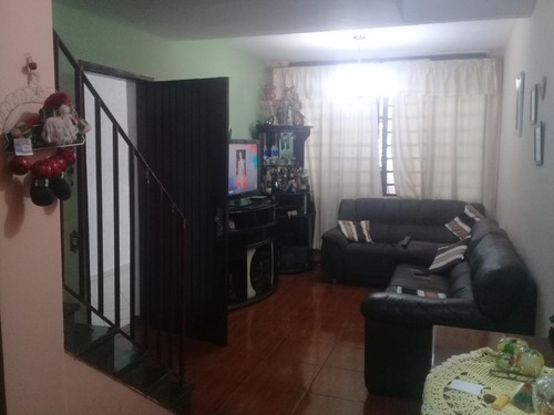 Imagem 3 de 29 de Sobrado De 03 Dormitórios, Suíte, 02 Vagas De Garagem Cobertas, Próximo A Estr. Do Campo Limpo, Ótima Localização. Confira! - So0172
