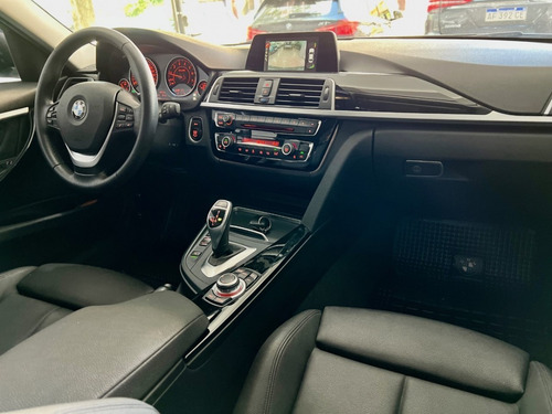 BMW Serie 3 3.0 330i Sedan Sport Line 252cv
