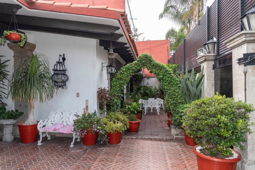 Imagen 2 de 30 de Casa En Venta Pedregal De San Francisco Con La Comodidad De