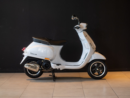 Imagen 8 de 15 de Scooter Vespa Sxl 150 Blanca 0km Financiación Reserva Hoy