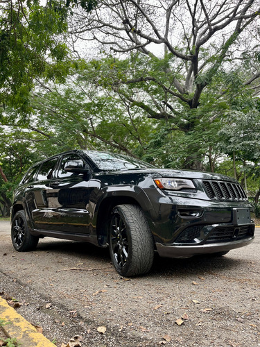 Jeep Grand Cherokee V8 5.7 Summit 4x4 Automática