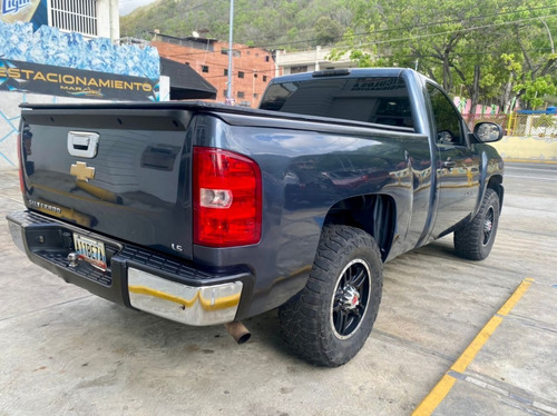Imagen 3 de 8 de Chevrolet Silverado Ls Automatica
